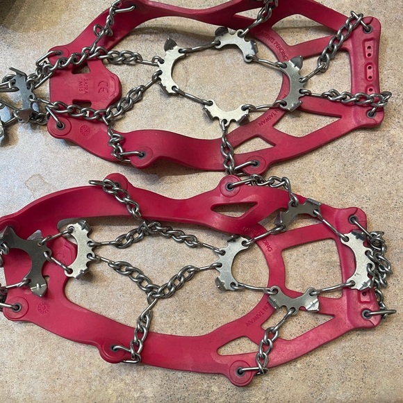 Kahtoola Red Traction Cleats microspikes size large new with pouch - Picture 5 of 7